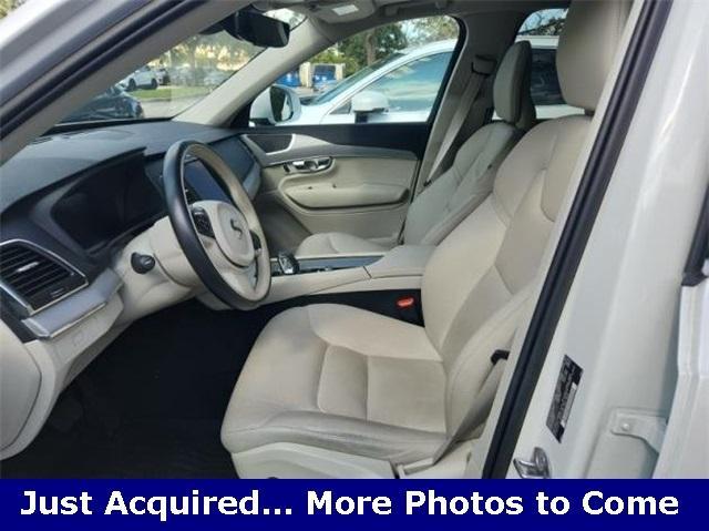 2023 volvo xc90 b5 core