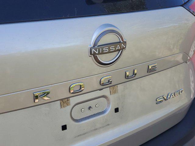 2022 nissan rogue sv