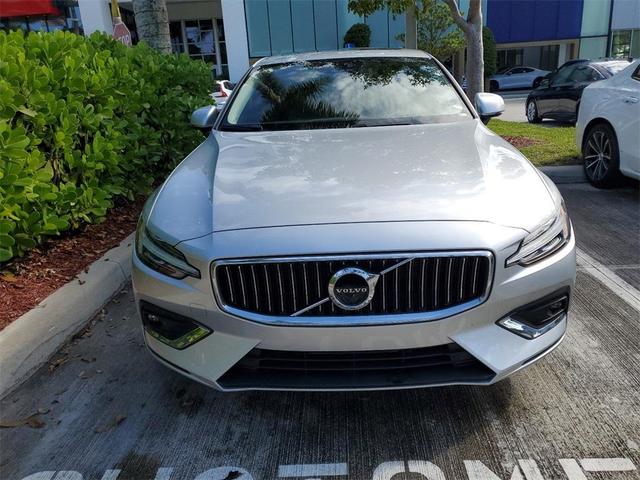2022 volvo s60 b5 inscription