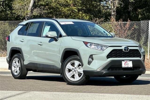 2021 toyota rav4 xle