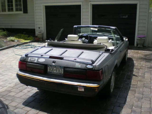 1987 ford mustang lx convertible 2-door 2.3l