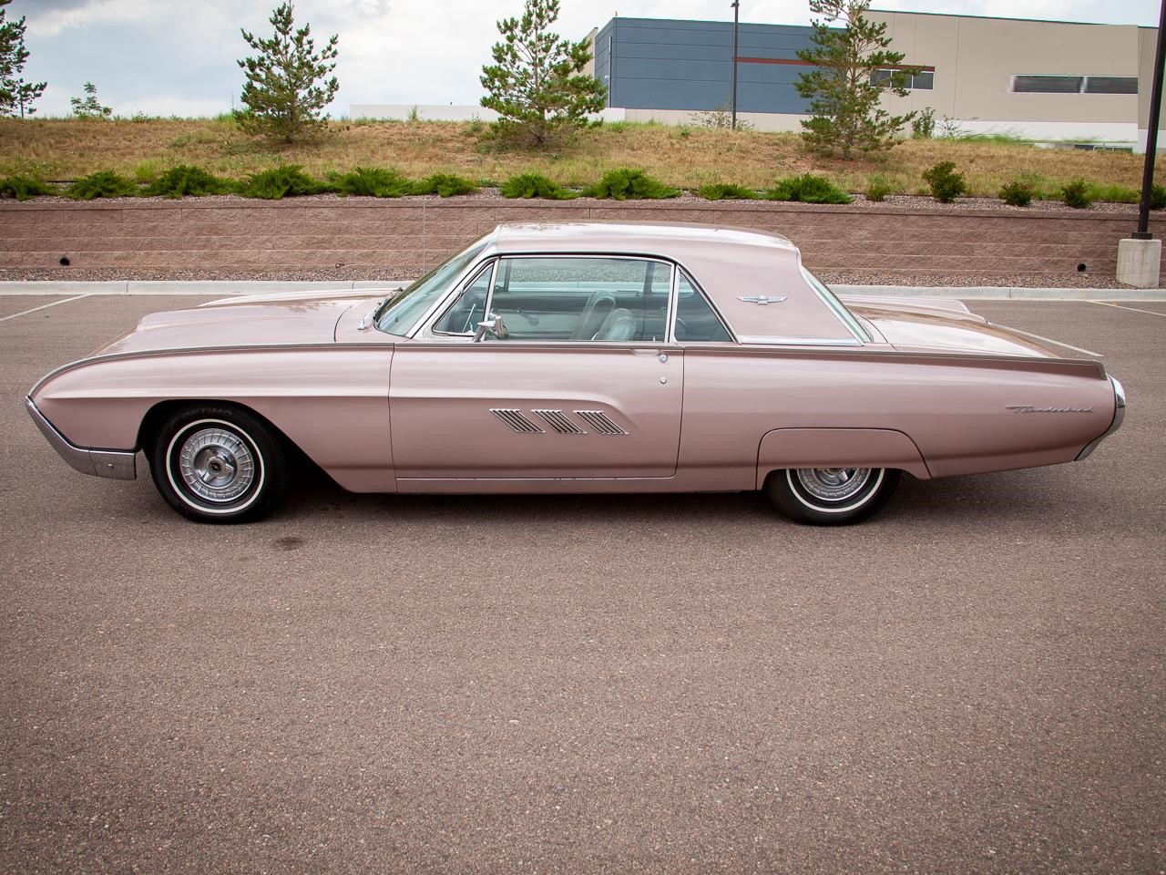 1963 ford thunderbird