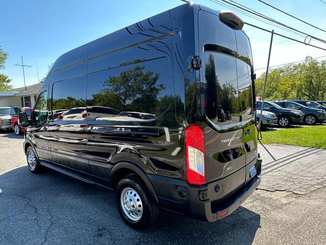 2020 ford transit-250 base