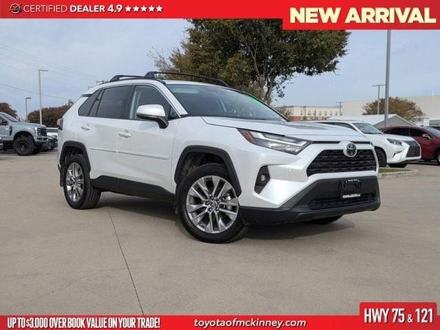 2024 toyota rav4 xle premium
