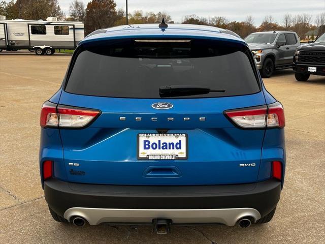 2021 ford escape se