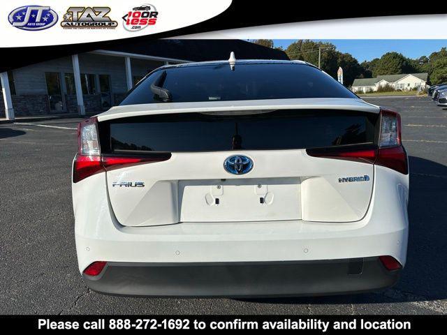 2021 toyota prius le