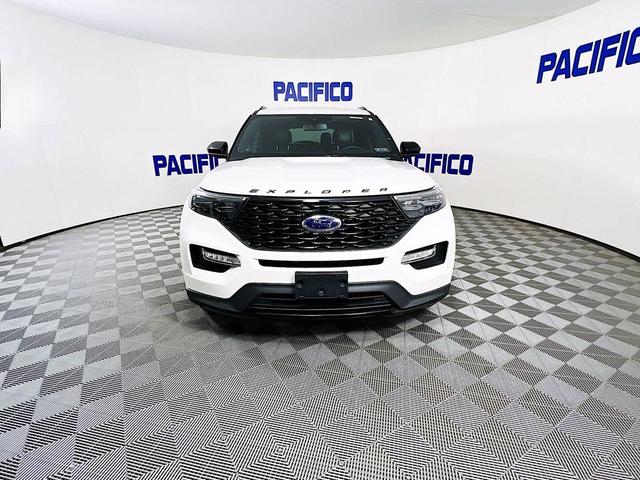 2022 ford explorer st-line