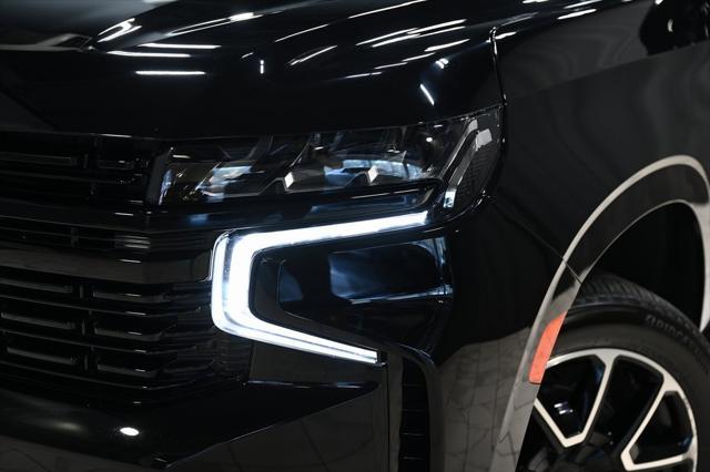 2023 chevrolet suburban rst
