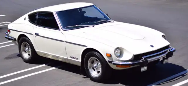 1974 datsun 260z, original paint, garage last 15 years