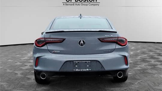 2025 Acura TLX