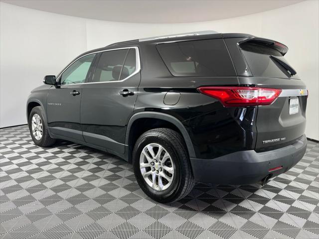 2018 chevrolet traverse lt cloth
