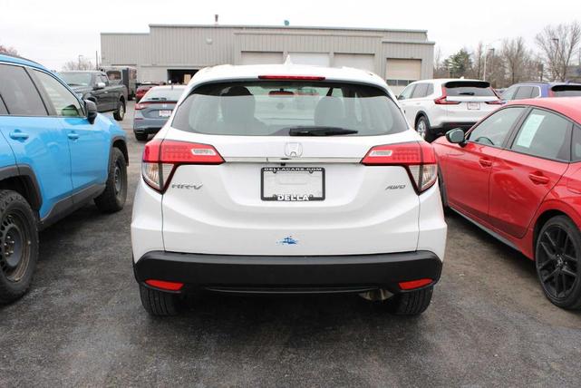 2022 honda hr-v lx