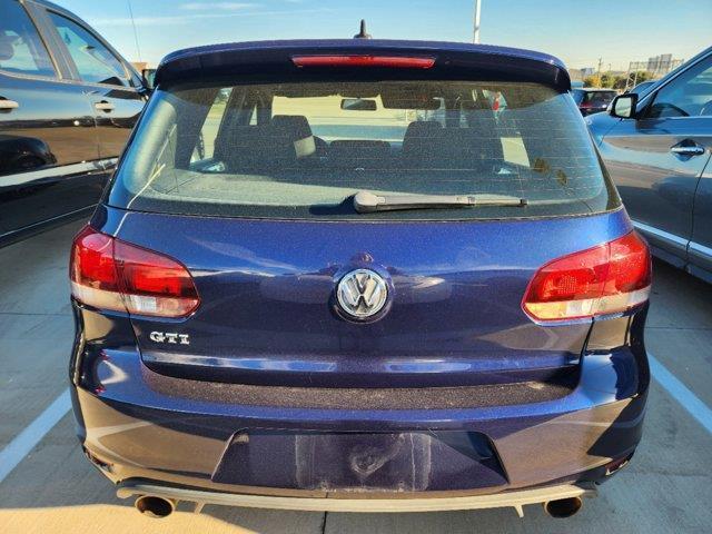 2011 volkswagen gti 4-door