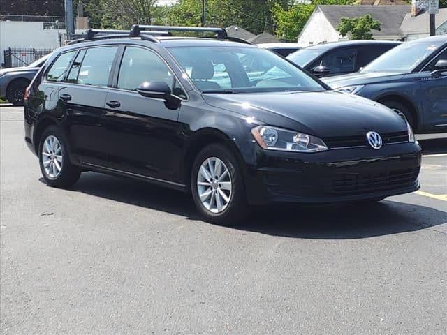 2017 volkswagen golf sportwagen tsi s in detroit, michigan