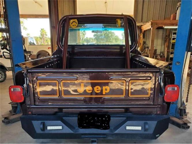 1983 jeep j10 in cadillac, michigan