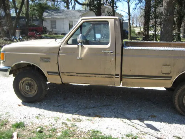 1991 f250 3/4 ton pickup truck long bed 8 ft, 3/4 ton inline 6 cyl 5 speed