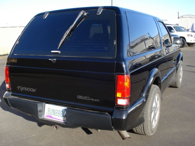 1992 gmc typhoon, low miles, very nice jimmy, awd turbocharged 4.3, fastest suv