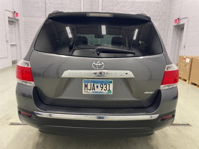 2012 toyota highlander se