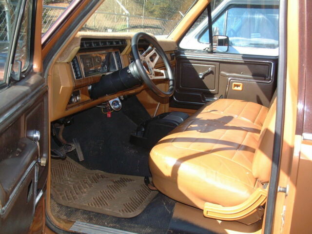 1980 ford f-100 2wd custom short bed, ga. truck, automatic, a/c, sweeeeet
