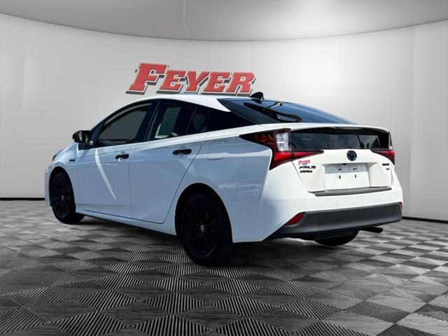 2022 toyota prius le