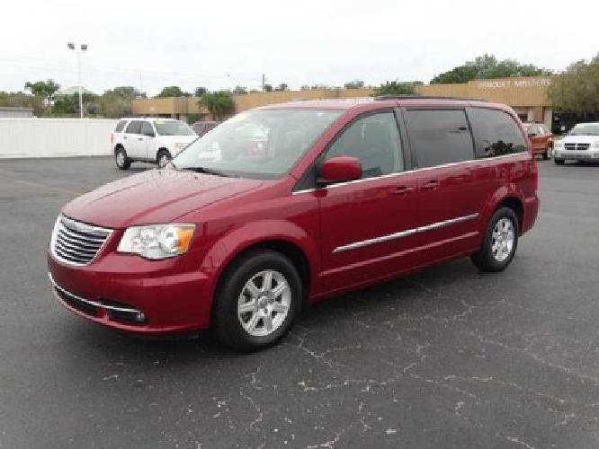2012 chrysler town & country touring in pinellas park, fl