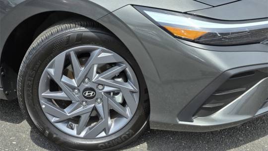 2024 Hyundai Elantra