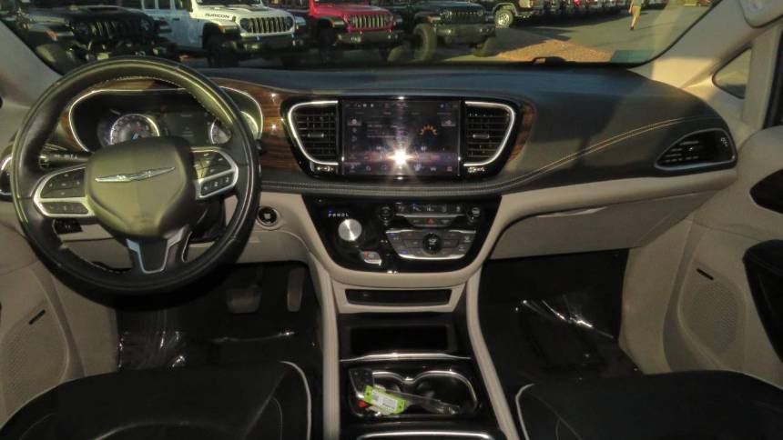 2022 chrysler pacifica limited