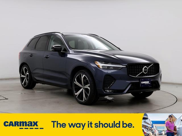 2023 volvo xc60 b5 ultimate dark theme