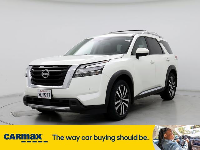 2023 nissan pathfinder platinum