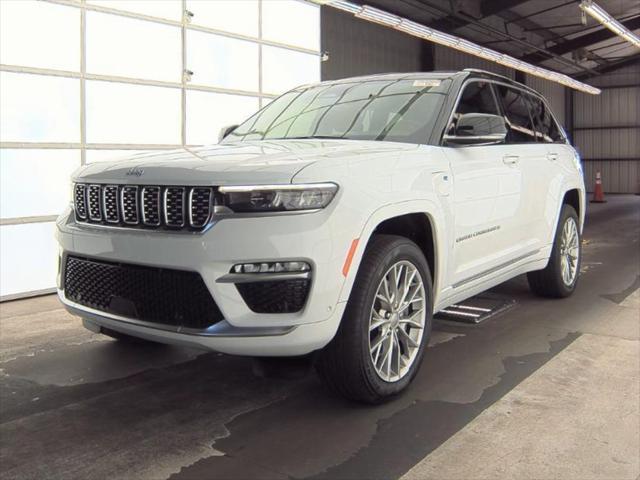 2022 jeep grand cherokee 4xe summit