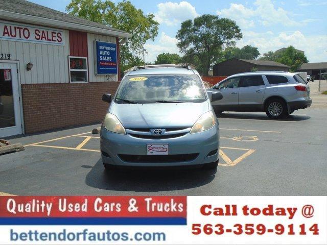 2010 toyota sienna ce