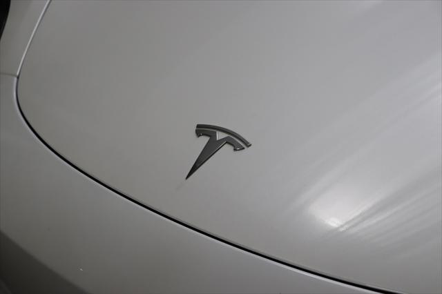 2022 tesla model 3 standard range