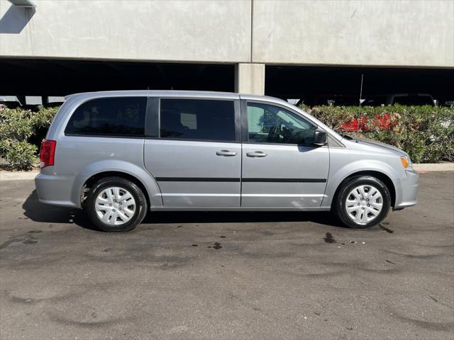2018 dodge grand caravan se