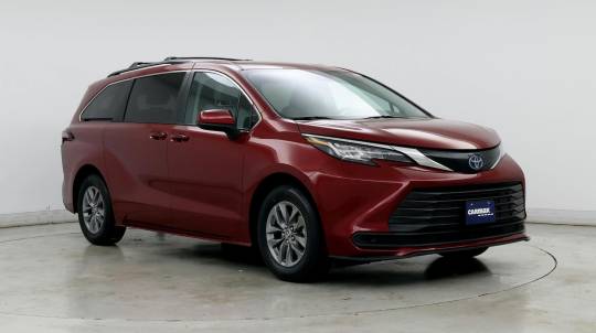 2022 Toyota se