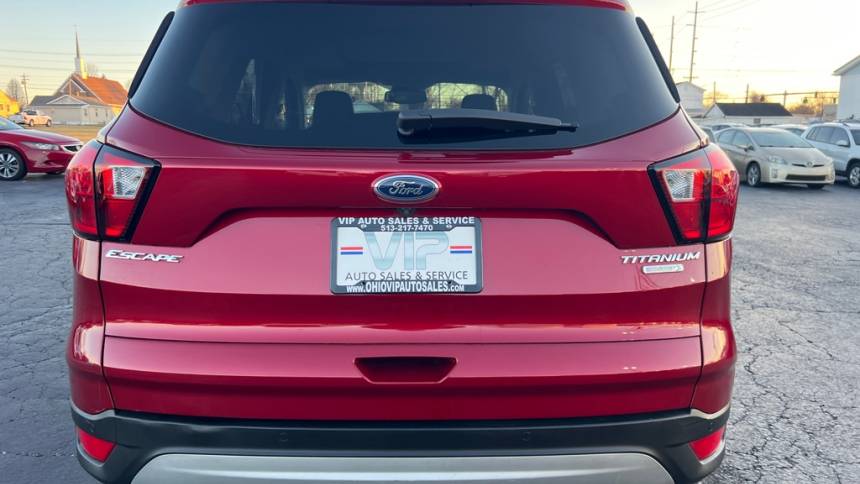 2019 ford escape titanium