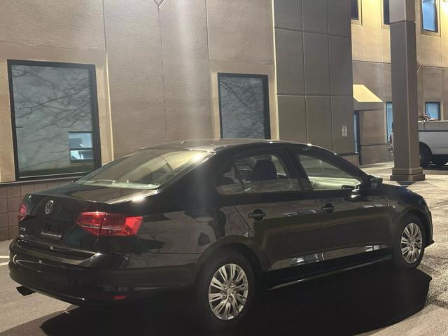 2015 volkswagen jetta 2.0l s