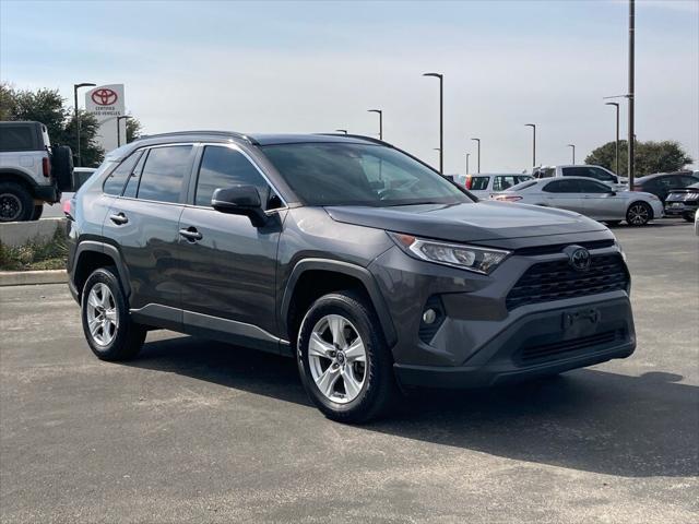 2019 toyota rav4 xle