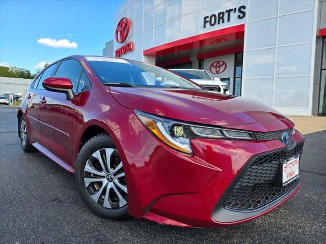 2022 toyota corolla hybrid le