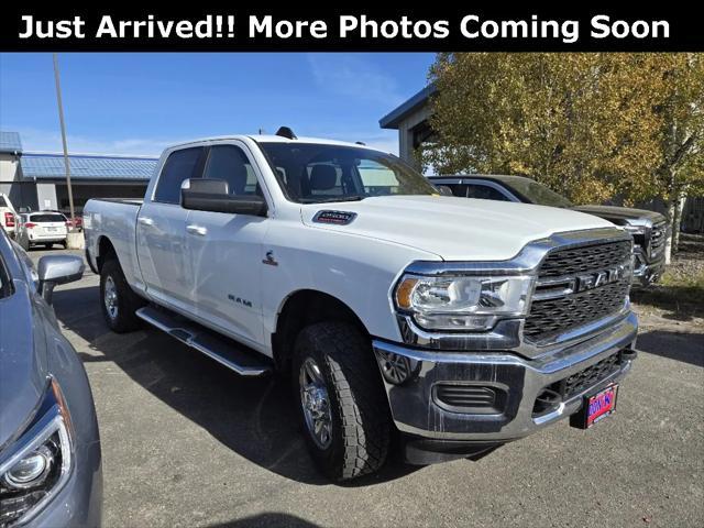 2022 ram 2500 big horn crew cab 4x4 64' box
