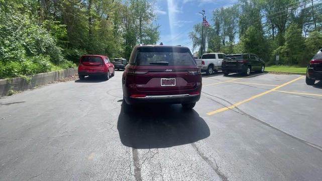 2024 jeep grand cherokee 4xe base