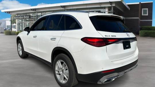 2025 Mercedes-Benz GLC