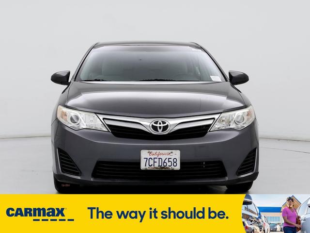 2013 toyota camry le