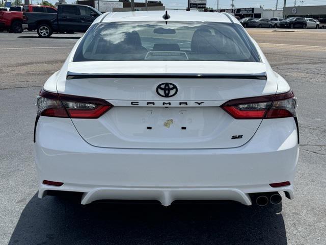 2024 toyota camry se