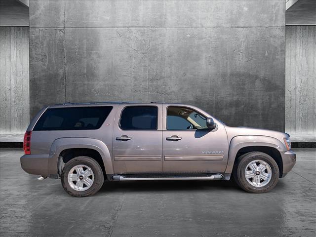 2013 chevrolet suburban 1500 lt
