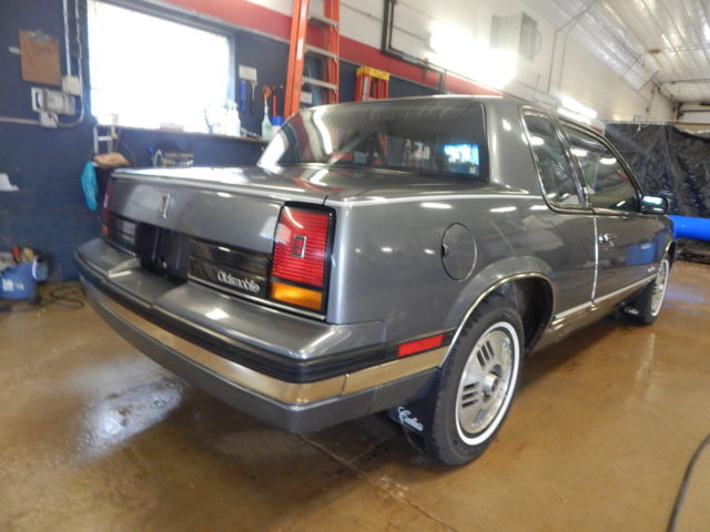 1988 oldsmobile cutlass calais t1248796