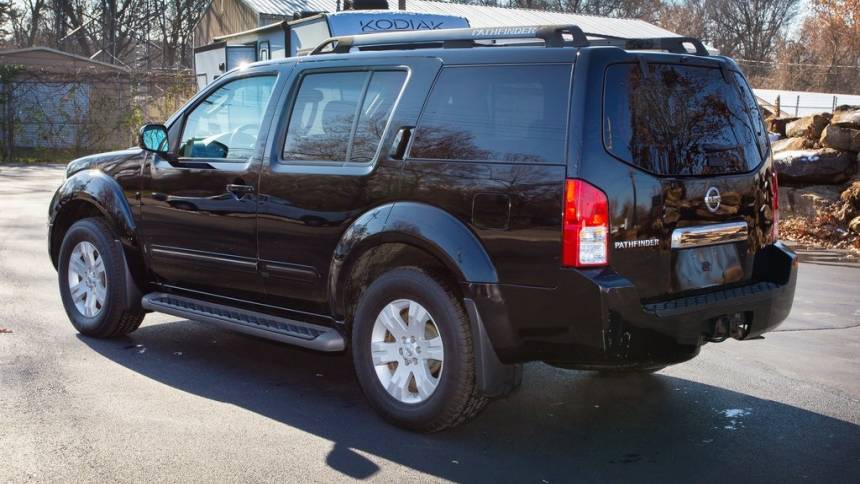 2005 nissan pathfinder le