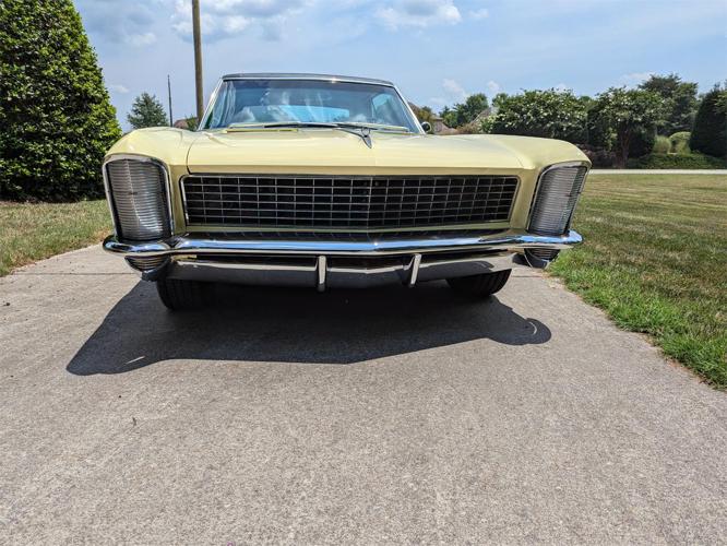 1965 buick riviera in oak ridge, north carolina