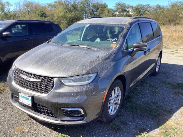 2022 chrysler pacifica touring l