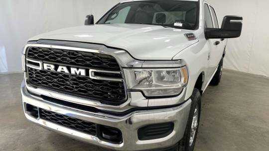 new 2024 ram 3500 tradesman crew cab 6'4" box 4wd