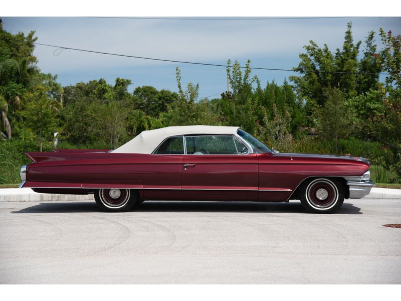 cadillac series 62 convertible
